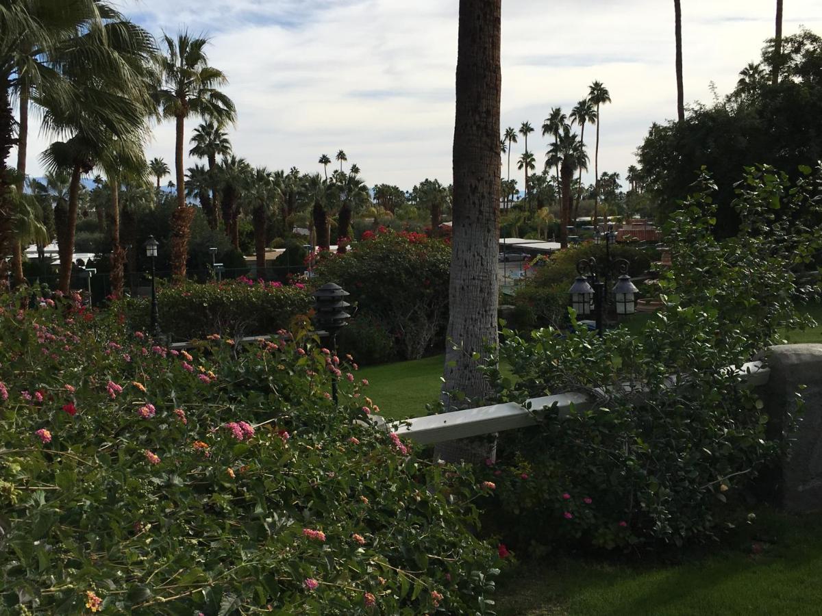 Getaways At Palm Springs Tennis Club Eksteriør bilde